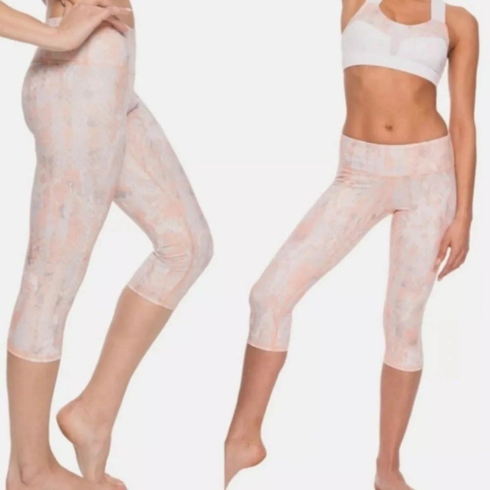 ALO Yoga new size pattern